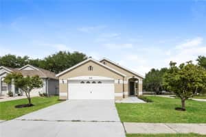 208 Summer Sails Dr, VALRICO