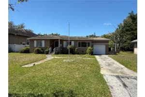 144 Almedo Way Ne, ST PETERSBURG