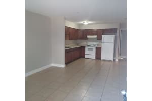 2704 E 25th Ave #b, TAMPA