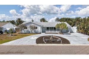 7919 Causeway Blvd S, ST PETERSBURG