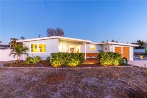 2110 Alcazar Way S, ST PETERSBURG