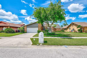 10976 Harborside Dr, LARGO