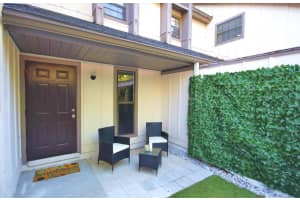 315 Sw 54th Dr, GAINESVILLE