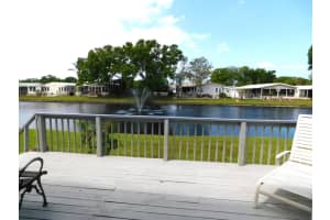 1001 Starkey Rd #395, LARGO