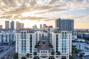 1227 E Madison St #902, TAMPA