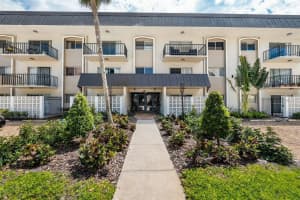 4610 W Gray St #109, TAMPA