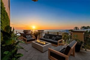 11 Baymont St #302, CLEARWATER BEACH