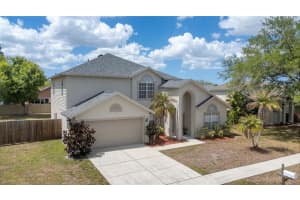 1318 Hatcher Loop Dr, BRANDON