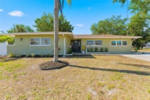 110 92nd Ave Ne, ST PETERSBURG