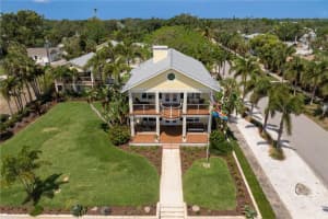 1803 Beach Dr Se, ST PETERSBURG 1803 Beach Dr Se, ST PETERSBURG