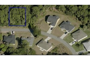 549 Plumbago Rd Nw, PALM BAY