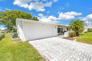 9210 40th St N, PINELLAS PARK