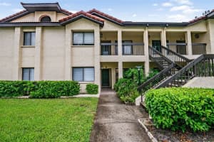 1801 E Lake Rd #6d, PALM HARBOR