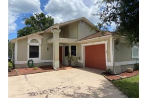 135 Coralwood Cir, KISSIMMEE