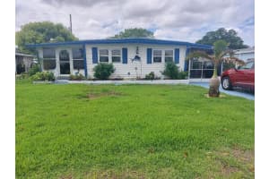 184 Independence Ave #8, PALM HARBOR