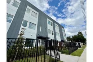 857 6th Ave S, ST PETERSBURG