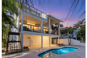 8485 Blind Pass Dr, TREASURE ISLAND