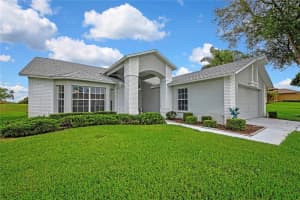 11203 Sun Tree Rd, HUDSON
