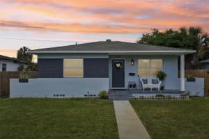 6527 3rd Ave S, ST PETERSBURG