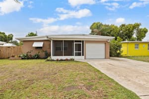 10356 111th Ave, LARGO