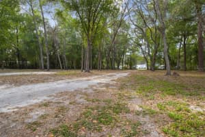 4458 Foster Ln, ZEPHYRHILLS