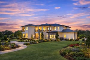 8241 Cass Rd, ZEPHYRHILLS