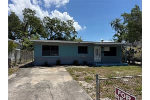 1930 Walton St S, ST PETERSBURG