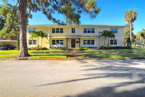 606 12th Ave Ne #2, ST PETERSBURG