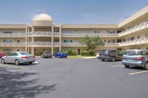 2350 Haitian Dr #28, CLEARWATER