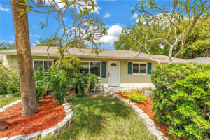 7249 56th Ave N, ST PETERSBURG