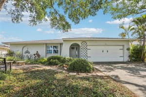 8083 Bayhaven Dr, SEMINOLE 8083 Bayhaven Dr, SEMINOLE