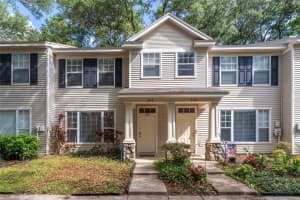 2118 Golden Oak Ln, VALRICO