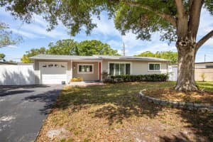 7500 Orpine Dr N, ST PETERSBURG