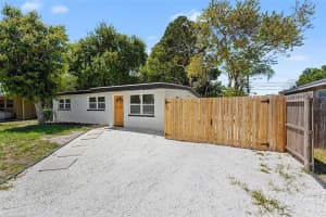 9482 Crestview St, SEMINOLE