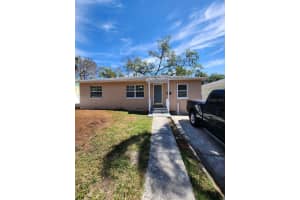 2524 19th St S, ST PETERSBURG