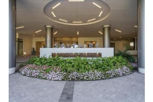 301 1st St S #907, ST PETERSBURG