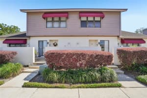 745 Oak Park Pl, BRANDON