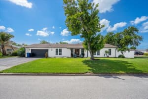 6870 13th Ave N, ST PETERSBURG