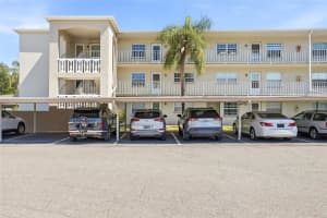 952 Virginia St #202, DUNEDIN