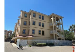 606 Wells Ct #302, CLEARWATER