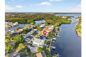 316 89th Ave Ne, ST PETERSBURG