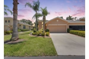 2068 Sifield Greens Way, SUN CITY CENTER