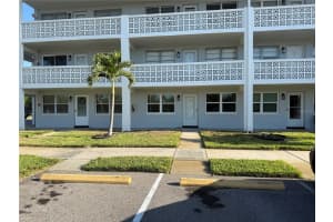 1001 77th Ave N #102, ST PETERSBURG