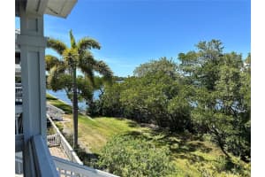 251 Pompano Dr Se #d, ST PETERSBURG
