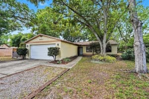 6481 Elmhurst Ct, PINELLAS PARK