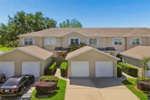 18529 Pebble Lake Ct, TAMPA