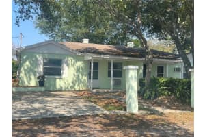 10825 Navajo Dr, ST PETERSBURG