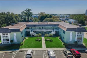 1250 S Pinellas Ave #205, TARPON SPRINGS