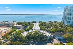 3325 Bayshore Blvd #e22, TAMPA