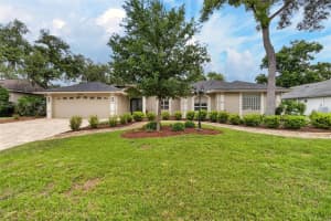 2804 Clubhouse Dr, PLANT CITY